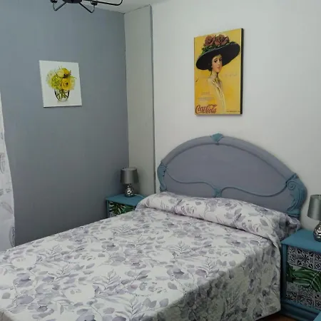 Apartamento Con Tres En * El Astillero