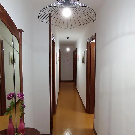 Apartamento Con Tres En *